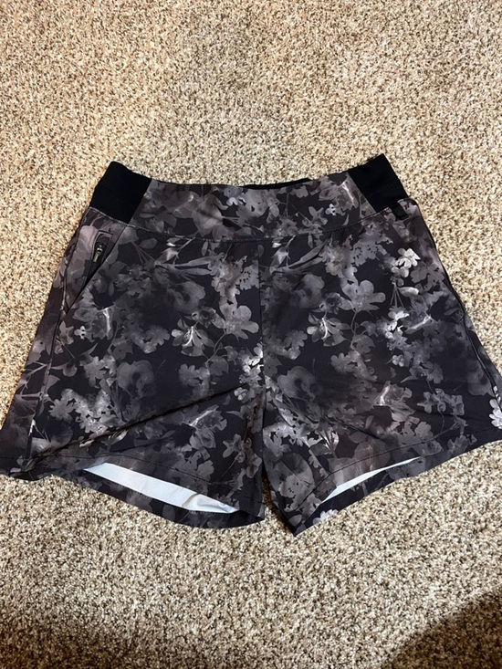 Athleta Pants - Athleta Black Floral Print Women’s Athletic Shorts